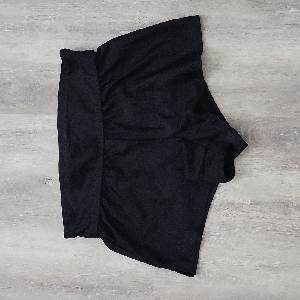 Reebok Women's Black Swim Short Size 10